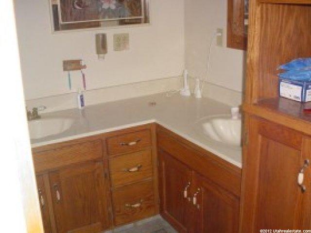 143 E Main St, Richmond, UT 84333 — photo 4
