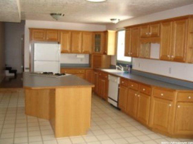 2215 E 3225 N, Layton, UT 84040 — photo 3