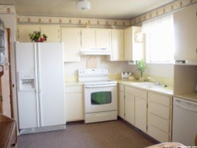 1199 N 1640 W, Layton, UT 84041 — photo 4