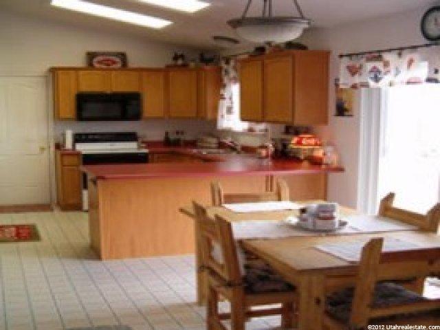 62 S 1350 E, Hyrum, UT 84319 — photo 2