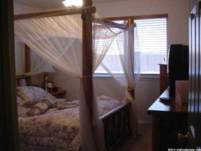 75 S 1030 E, Hyrum, UT 84319 — photo 2