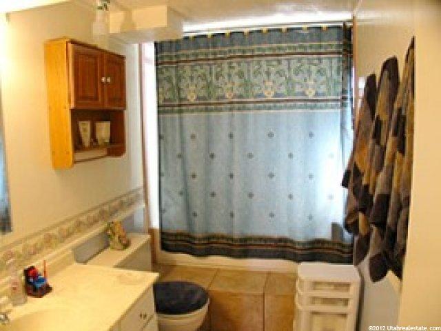 1423 W 2600 N, Clinton, UT 84015 — photo 8