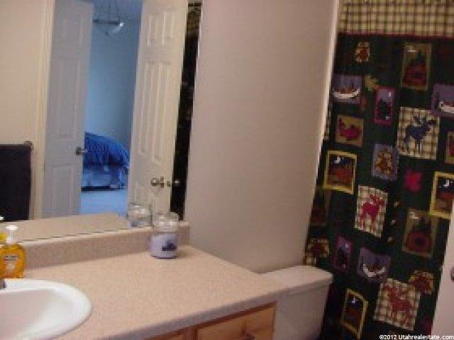 652 W 800 N, Clinton, UT 84015 — photo 4