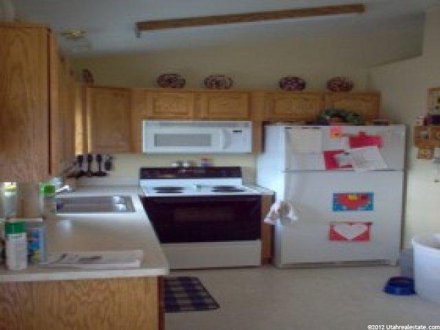 2447 W 2000 N, Clinton, UT 84015 — photo 3