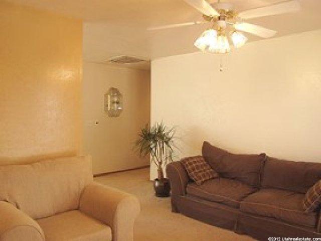 8952 S Quail Holw E, Sandy, UT 84093 — photo 4