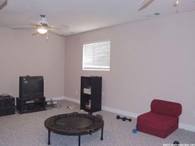 8952 S Quail Holw E, Sandy, UT 84093 — photo 7