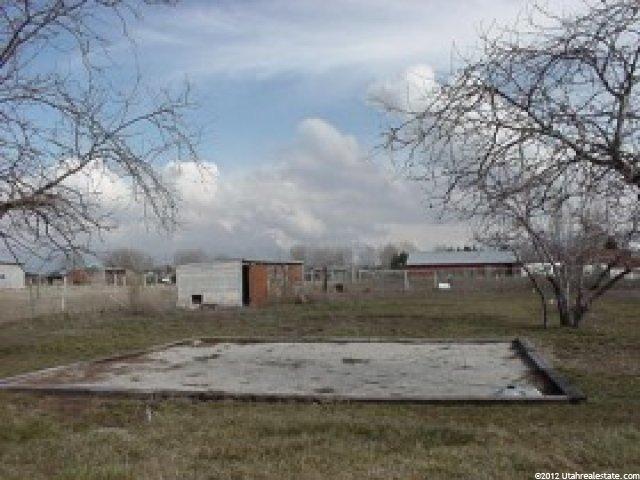 858 N 3000 W, Clinton, UT 84015 — photo 3