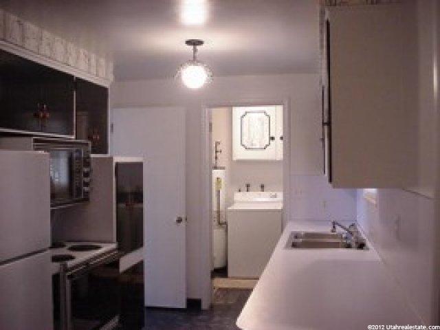 858 N 3000 W, Clinton, UT 84015 — photo 4