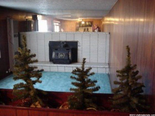 858 N 3000 W, Clinton, UT 84015 — photo 5