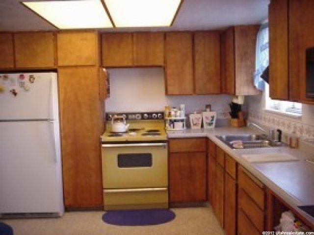 2212 N 1250 W, Clinton, UT 84015 — photo 5