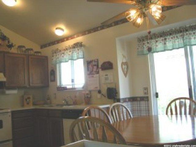 329 W 1900 N, Layton, UT 84041 — photo 6