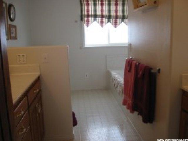 56 N 400 E, Richmond, UT 84333 — photo 5