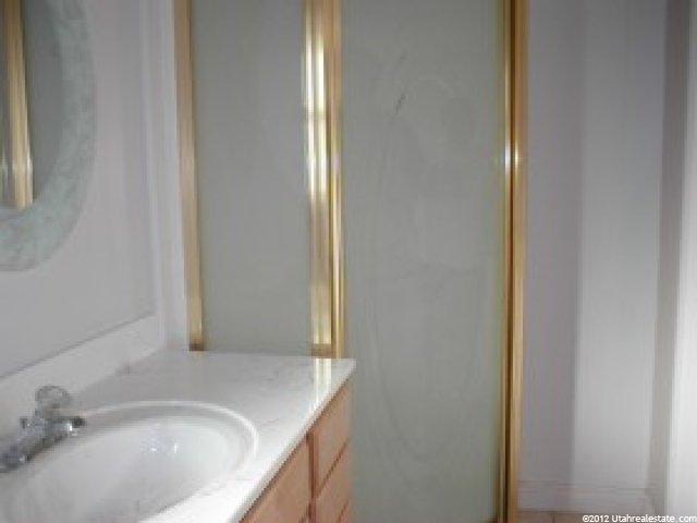 644 E 2200 S, Clearfield, UT 84015 — photo 7