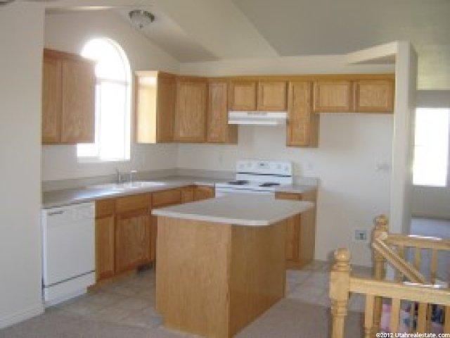 2403 N 375 W, Harrisville, UT 84414 — photo 2
