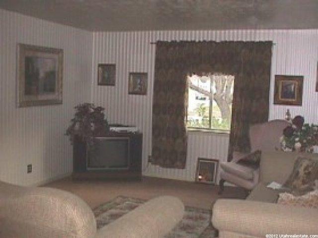 584 E 32nd St S, Ogden, UT 84403 — photo 2
