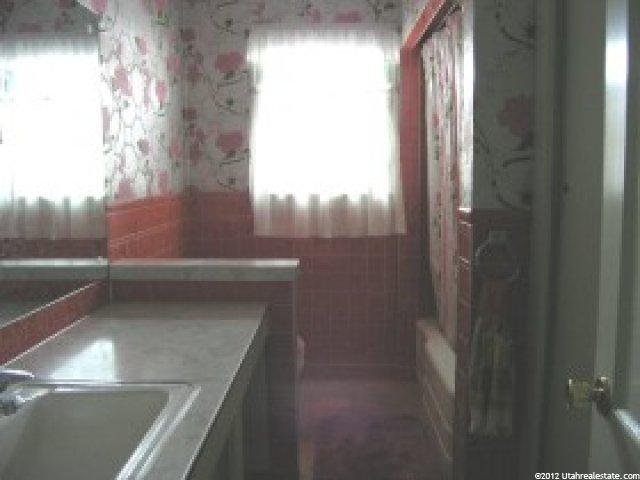 578 Canyon Rd, Ogden, UT 84401 — photo 5