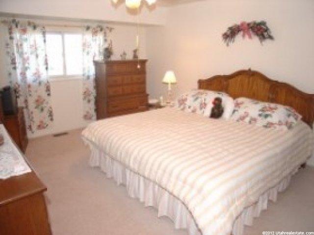 194 S 1000 E, Layton, UT 84041 — photo 6