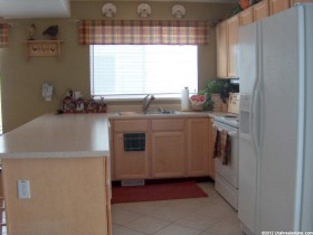 284 Bubblingbrook Ln, Draper, UT 84020 — photo 3
