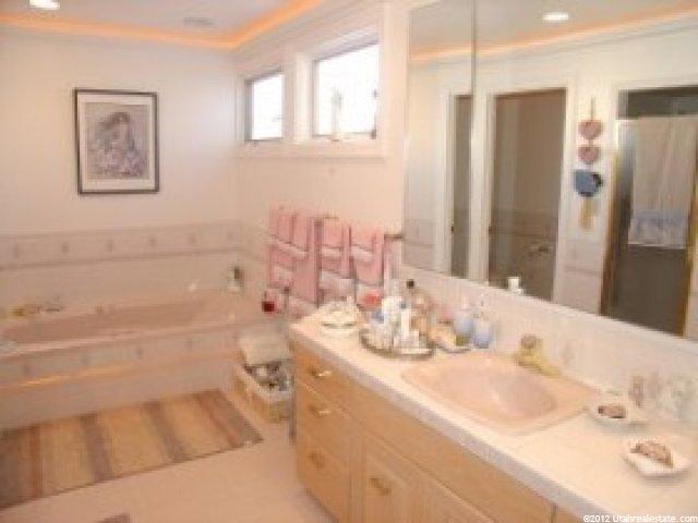 2060 Cave Hollow Way, Bountiful, UT 84010 — photo 8