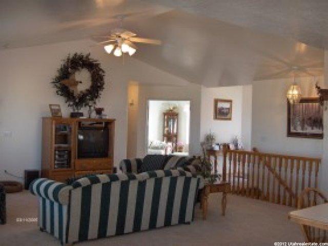 1387 N 1800 W, Clinton, UT 84015 — photo 3