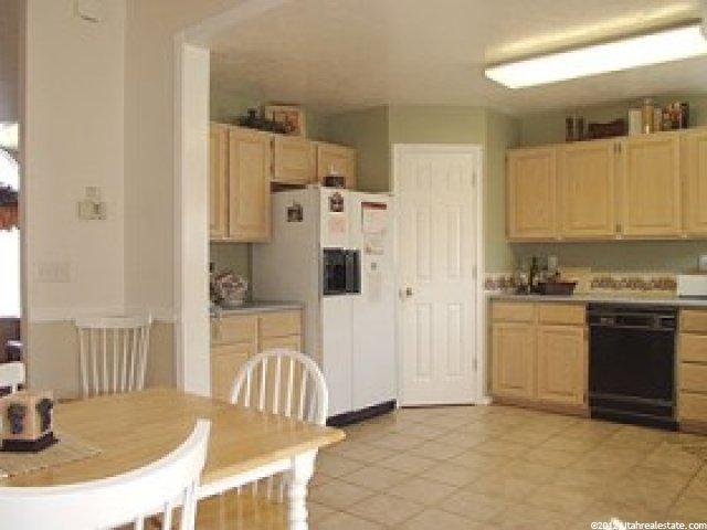 9631 S 1700 E, Sandy, UT 84092 — photo 3