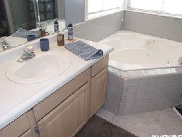 9631 S 1700 E, Sandy, UT 84092 — photo 7