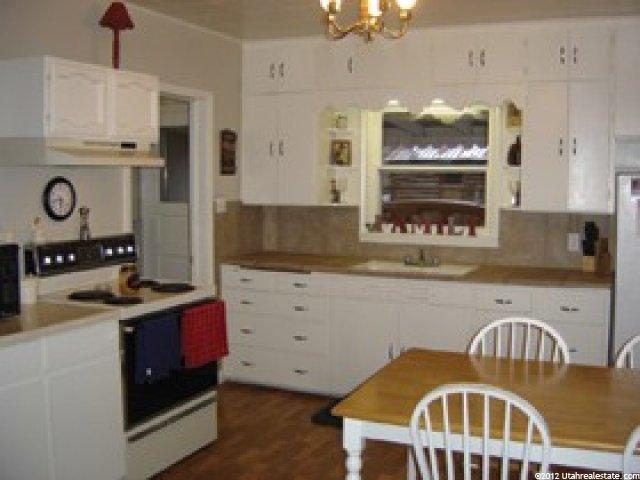 275 S Main, Levan, UT 84639 — photo 4