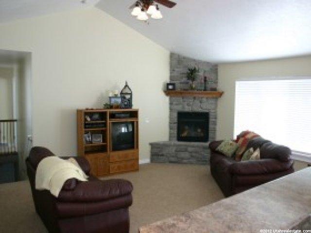 338 W 235 N, Wellsville, UT 84339 — photo 3