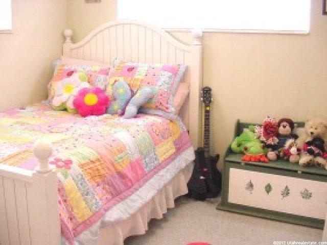 5267 S 2375 W, Roy, UT 84067 — photo 5