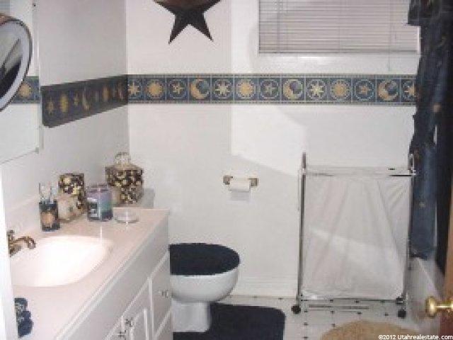 5267 S 2375 W, Roy, UT 84067 — photo 8