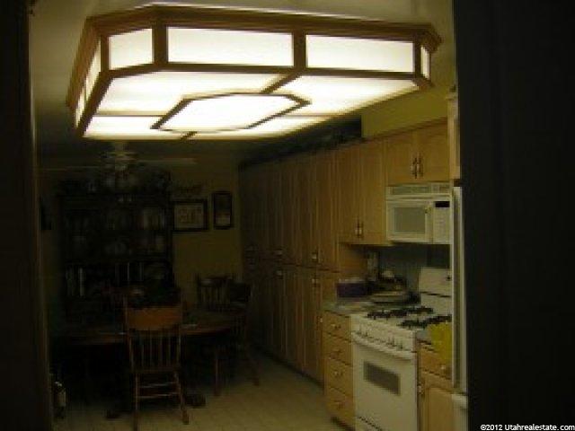 623 Anderson Ave, Hyrum, UT 84319 — photo 3