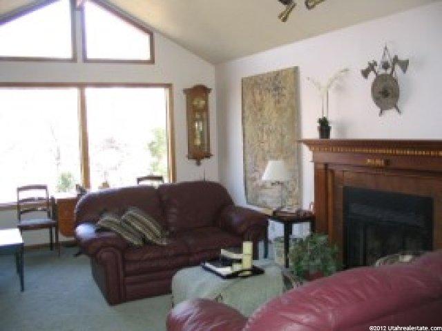 1139 N 300 E, Centerville, UT 84014 — photo 2