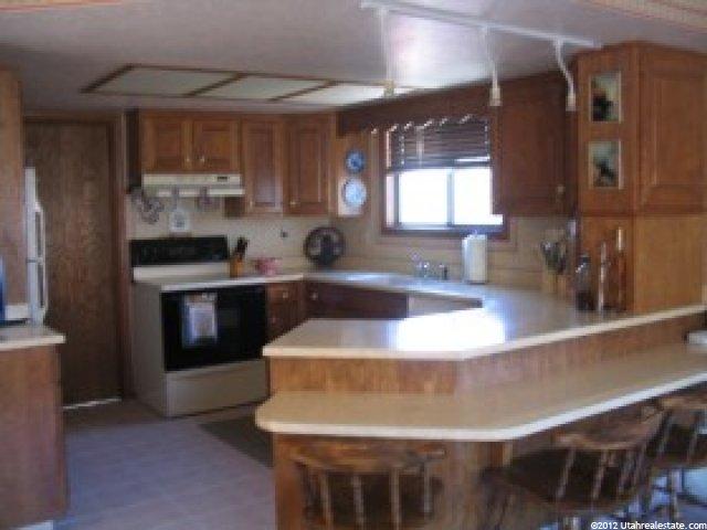 1139 N 300 E, Centerville, UT 84014 — photo 3