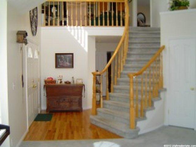 9221 Stone Point Pl, Sandy, UT 84093 — photo 4