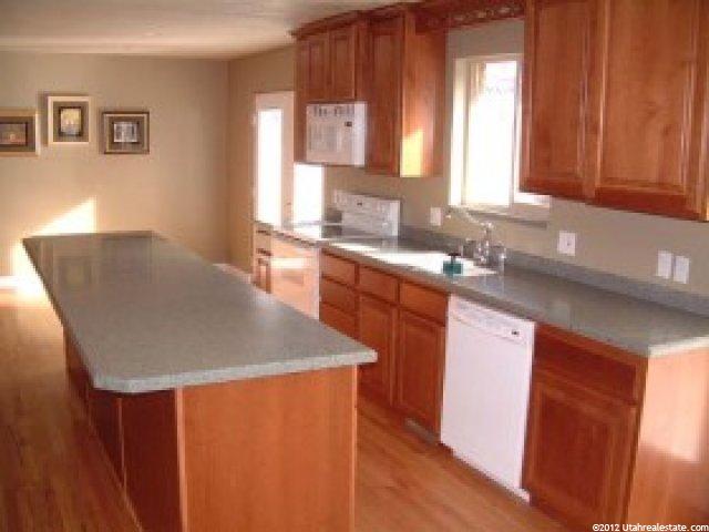 233 S 750 E, Bountiful, UT 84010 — photo 5