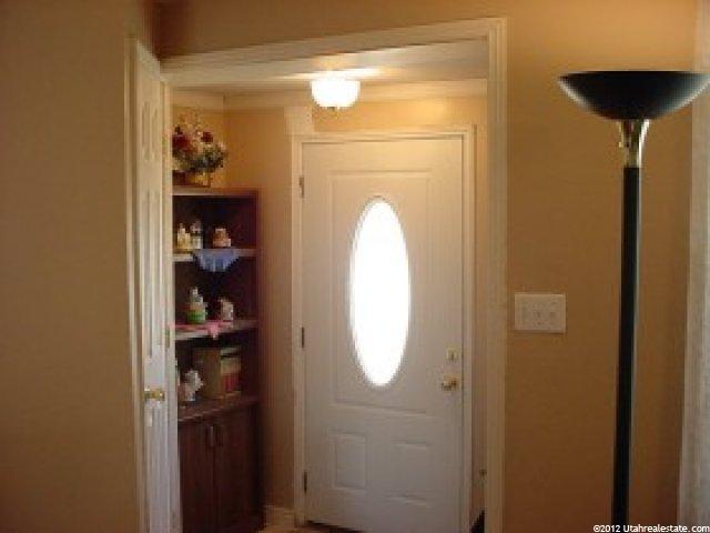 1086 N 350 W, Layton, UT 84041 — photo 3
