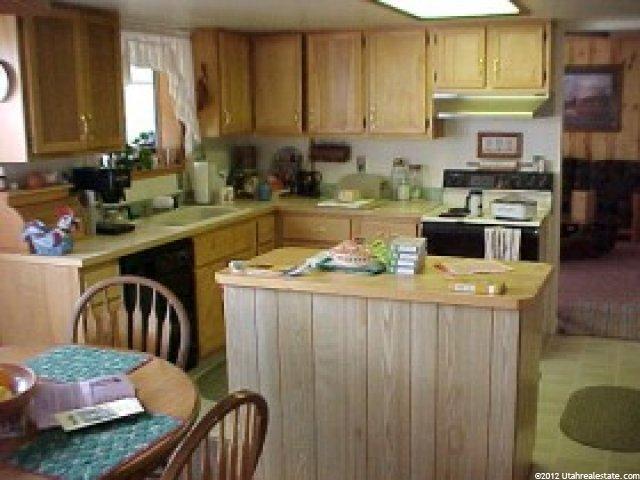 65 W 2000 S, Roosevelt, UT 84066 — photo 3