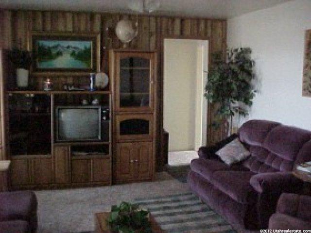 65 W 2000 S, Roosevelt, UT 84066 — photo 4