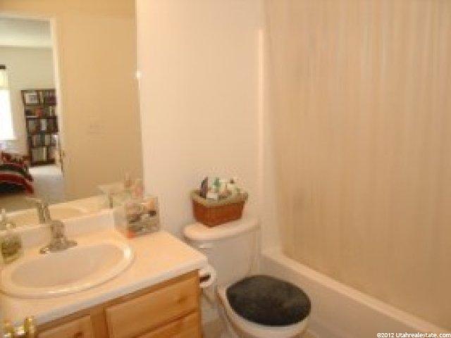 540 W 230 N, Layton, UT 84041 — photo 6