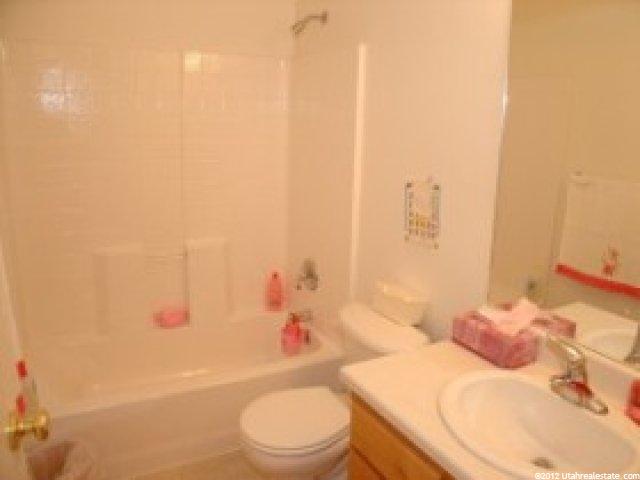 540 W 230 N, Layton, UT 84041 — photo 7