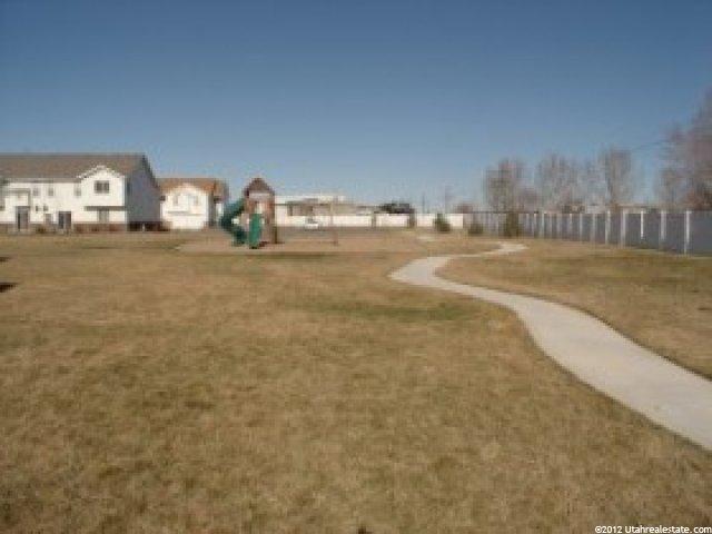 540 W 230 N, Layton, UT 84041 — photo 8