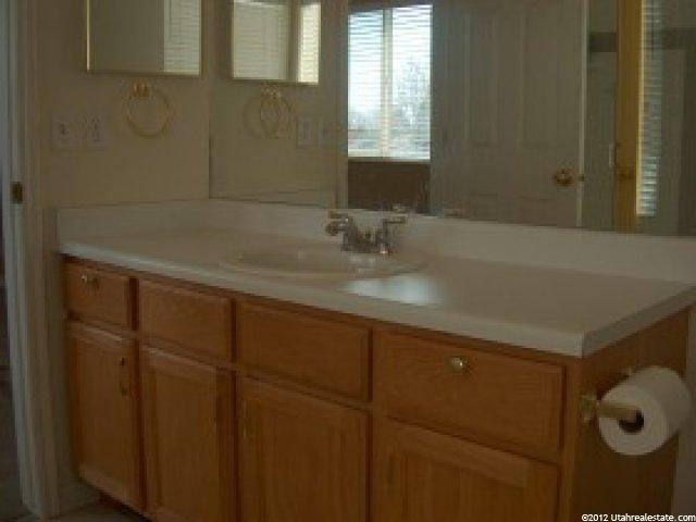 556 E Compass Cir S, North Salt Lake, UT 84054 — photo 8