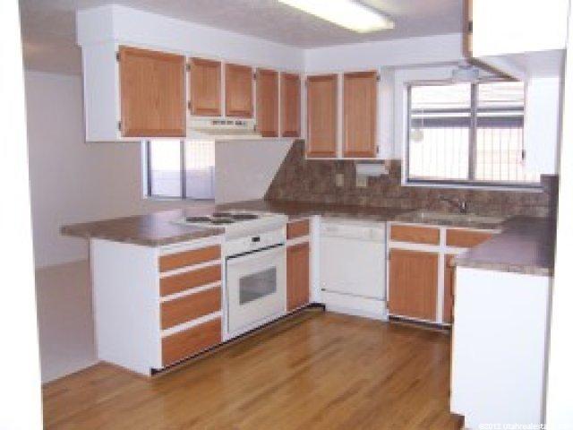 2568 E 1980 N, Layton, UT 84040 — photo 2
