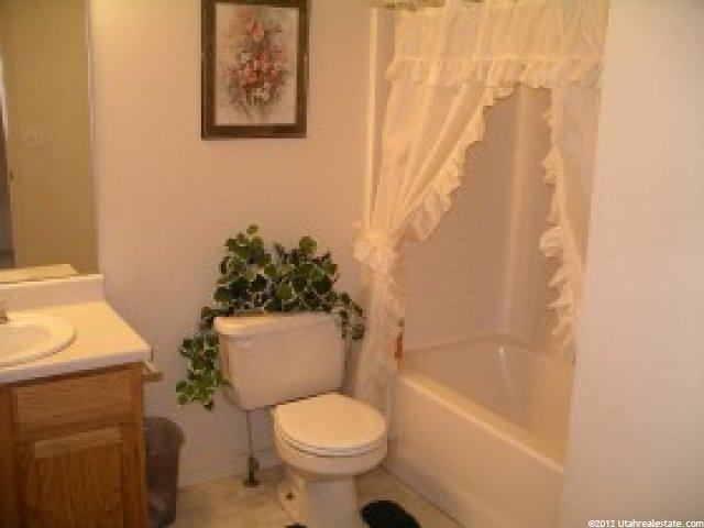 827 Flint St, Layton, UT 84041 — photo 5