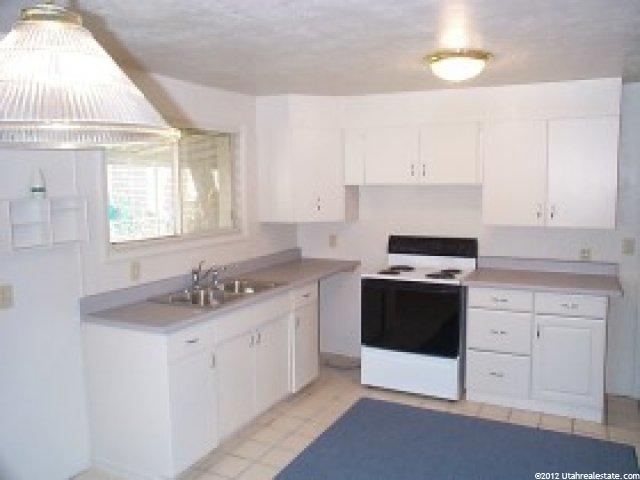263 E 9th St S, Ogden, UT 84404 — photo 2