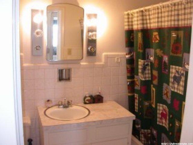 646 E Main St, Vernal, UT 84078 — photo 5