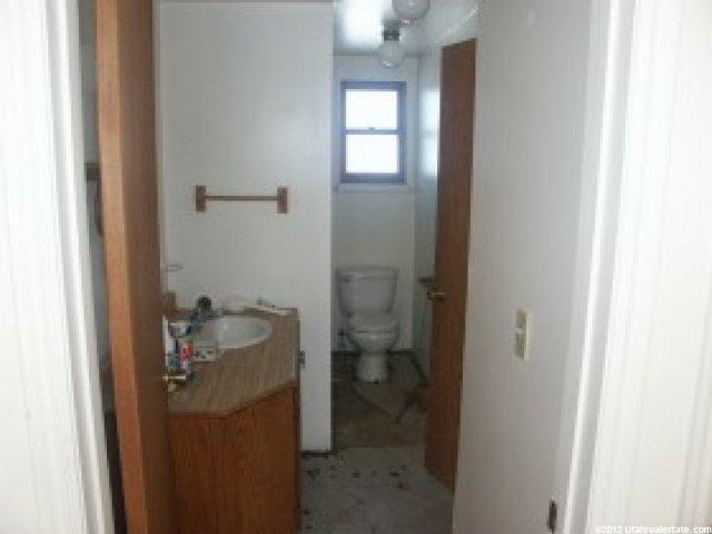 420 N 600 E, Hyrum, UT 84319 — photo 7