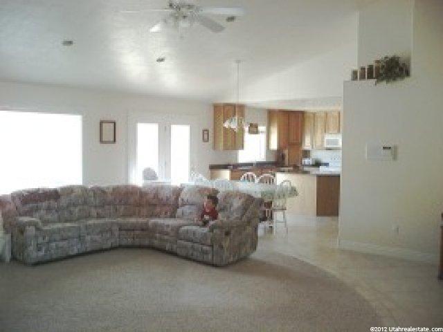 2128 Park Hills Dr, Centerville, UT 84014 — photo 3