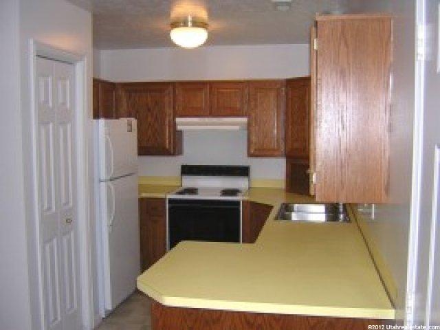 948 N 750 W, Clinton, UT 84015 — photo 5