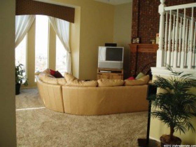 5056 Cheyenne Cir, Ogden, UT 84403 — photo 2